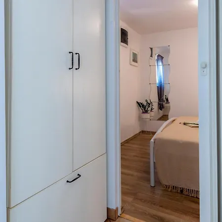 2 Bedroom Stunning In Holiday home Sisan