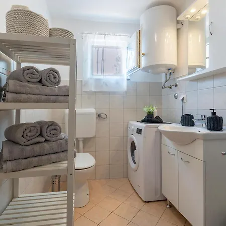 Holiday home 2 Bedroom Stunning In *