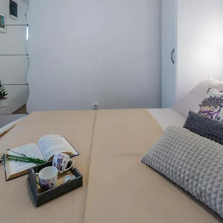 2 Bedroom Stunning In Nyaraló *